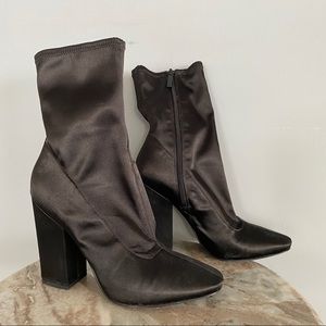 KENDALL + KYLIE Ankle Boot